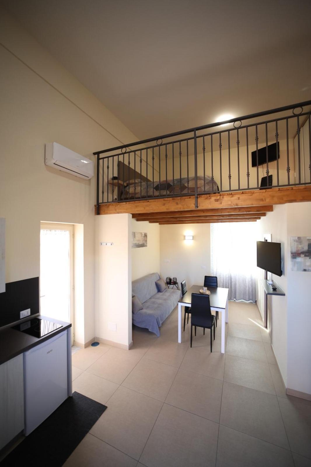 Corso 138 - Sleep & Fly - By Domusextra Bed & Breakfast Napoli Eksteriør bilde